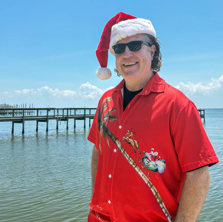 Singer Songwriter John McDonald to Debut New Songs at Christmas in July Album Release Concert
